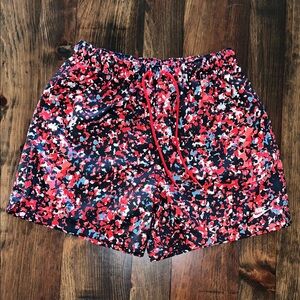 Nike Woven Above Knee Classic Shorts M